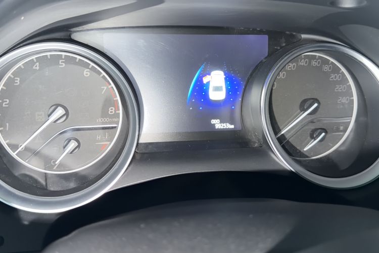 Used Toyota Camry 2018 2.5G Luxury Edition
