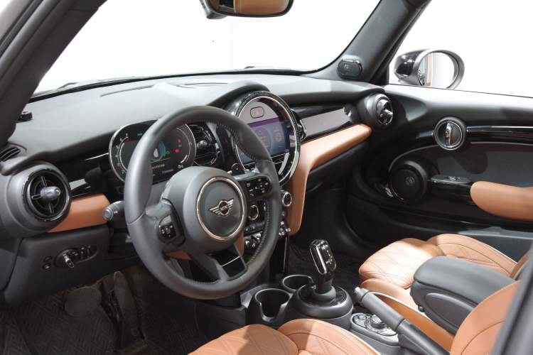 Used  MINI 2023 Updated 2.0T COOPER S Artist
