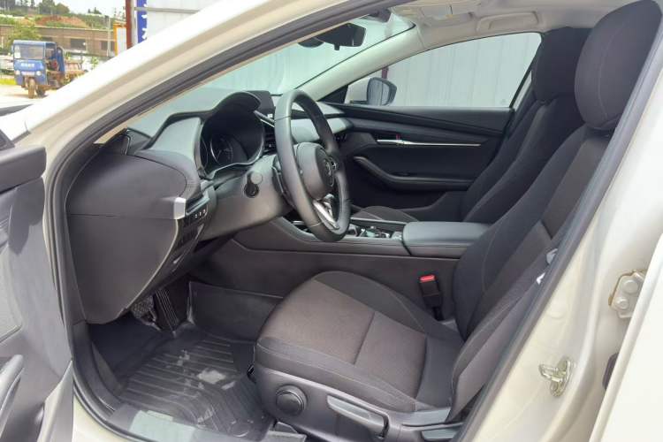 Used Mazda Mazda 3 Axela 2023 2.0L Automatic ZhiXuan Edition
