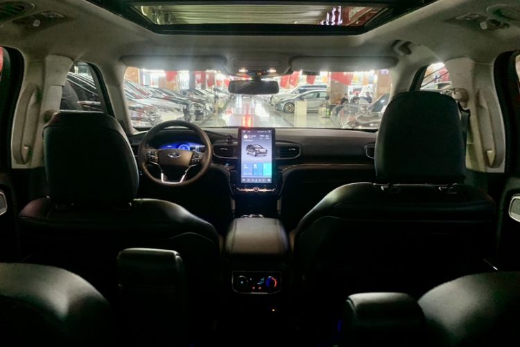 Used Ford Explorer 2020 EcoBoost 285 4x4 Titanium Edition 6 Seats