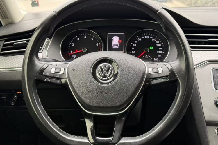 Used Volkswagen Variant 2017 380TSI Four-Wheel Drive Trail Edition
