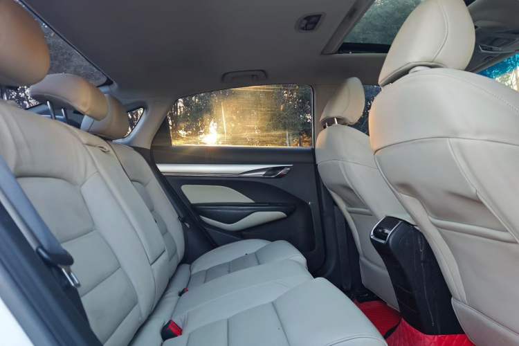 Used Geely Auto Binray 2018 14T CVT Binyi Edition