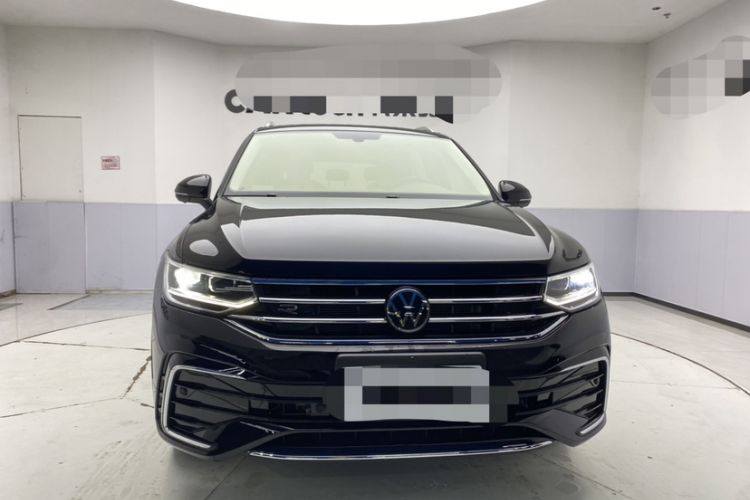 Used Volkswagen Tiguan L 2024 Outstanding Model 330TSI Automatic Two-Wheel Drive R-Line Dragon Glory Edition
