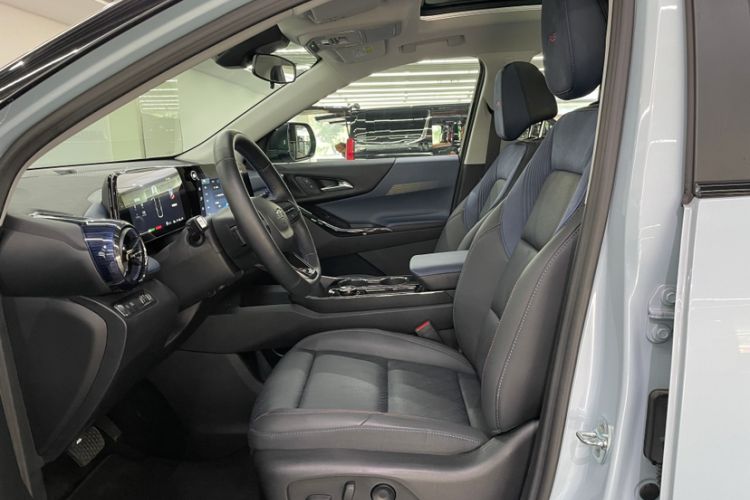 Used Chevrolet Equinox Plus 2024 102km RS Ultimate Edition