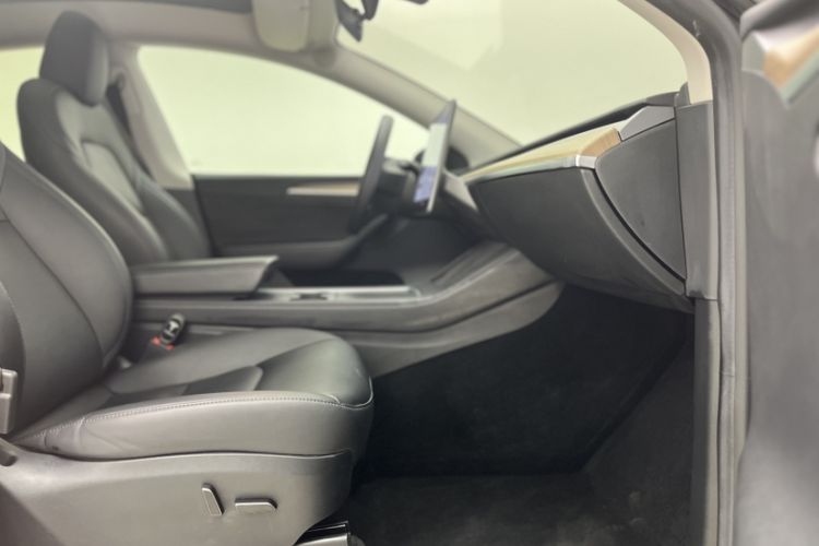 Used Tesla Model Y 2022 Revised Version Long-Range All-Wheel Drive