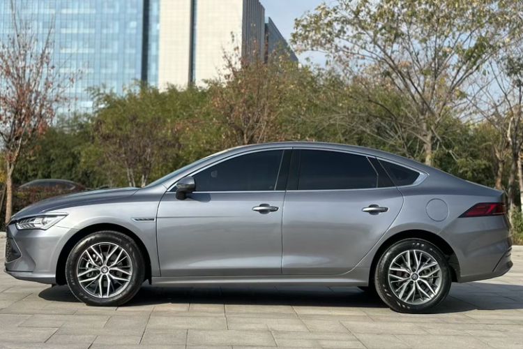 Used BYD Qin PLUS 2023 Champion Edition DM-i 120KM Leading Model