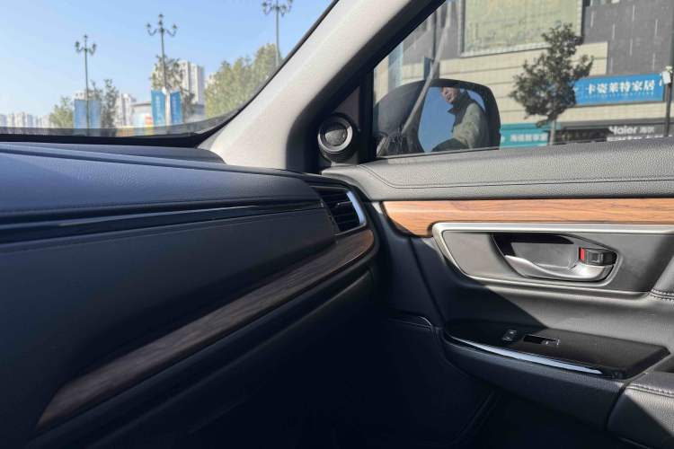 Used Honda CR-V 2021 240TURBO CVT 2WD Fashion Edition