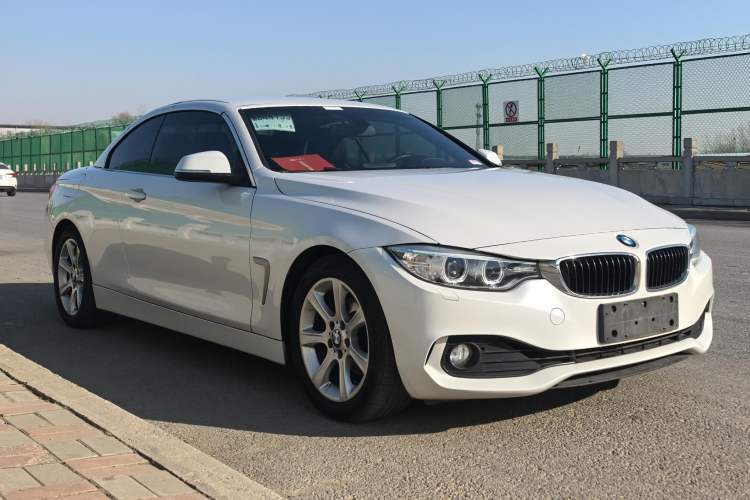 Used BMW 4 Series 2014 420i Convertible Fashion Model

