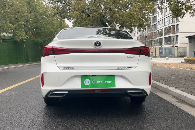 Used Changan Eado 2024 PLUS Blue Whale NE 1.4T GDI DCT High-Energy Edition
