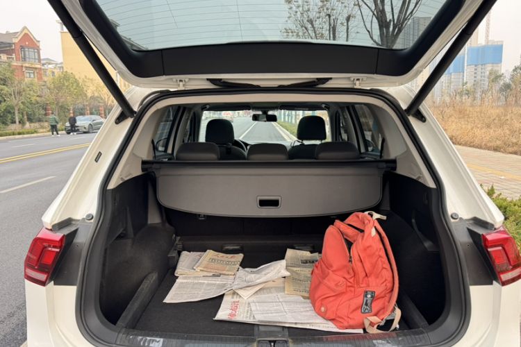 Used Volkswagen Tiguan L 2020 330TSI Automatic Two-Wheel Drive Panoramic Comfort Edition China VI Standard