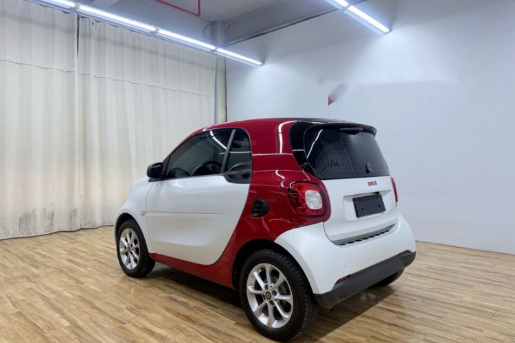 Used  fortwo 2018 1.0L 52kW Hardtop Dynamic Version China V