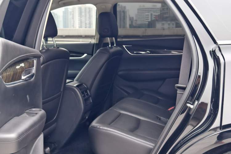 Used Cadillac XT5 2018 25T Luxury Model