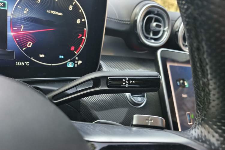 Used Mercedes-Benz C-Class 2023 Second Facelift C 260 L Starry Night Sports Edition
