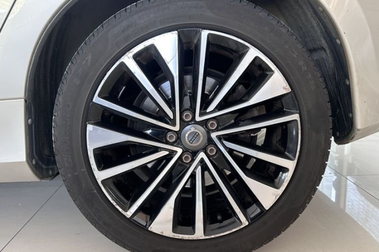 Used Volvo S60 2019 S60L T5 Smart Range Edition
