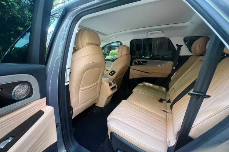 Used Chery Tiggo 9 2023 2.0T Dual-Clutch Two-Wheel Drive Luxury Edition 7 Seats
