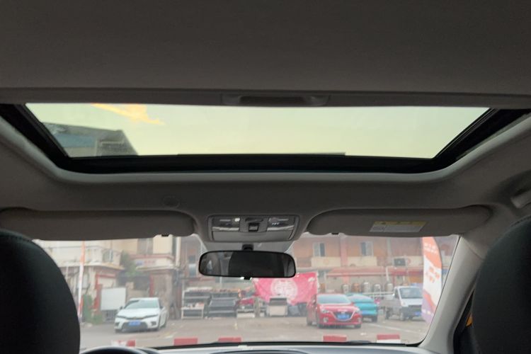 Used Kia Stonic 2021 1.4L CVT Sunroof Model
