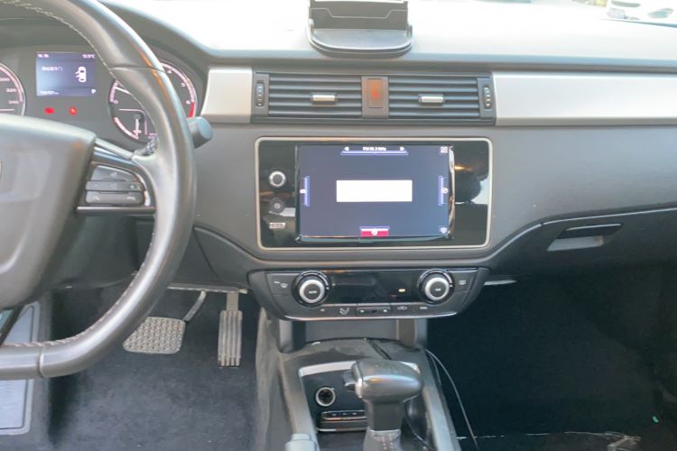 Used Qoros 3 2017 Urban SUV 1.6T Automatic Zhiyue Model
