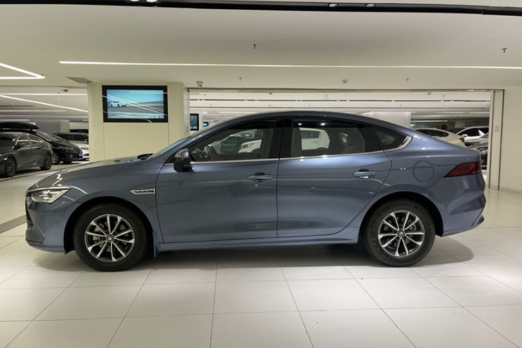 Used BYD Qin PLUS 2024 HONOR Edition DM-i 55KM Leading Model
