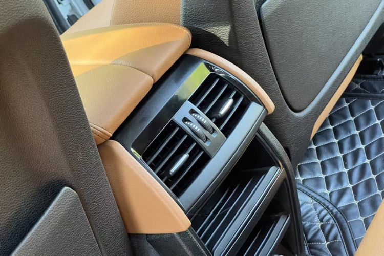 Used BMW X6 2018 xDrive28i
