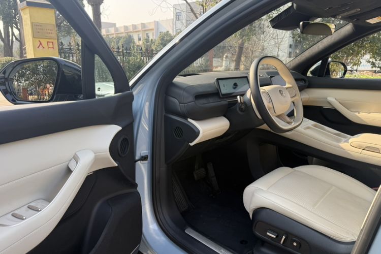 Used Nio ES6 2023 75 kWh
