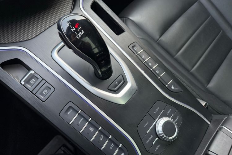 Used Wey VV7 2019 Upgraded Model 2.0T Ultra-Luxury Version China VI Standard