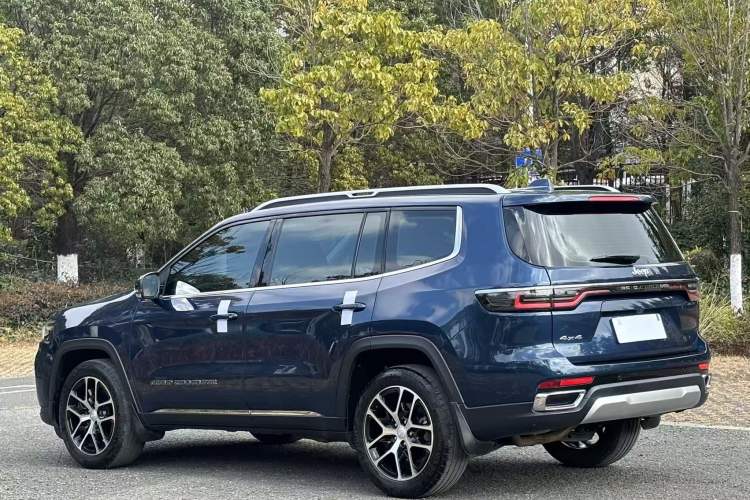 Used  Grand Commander 2022 2.0T Four-Wheel Drive Luxury Edition