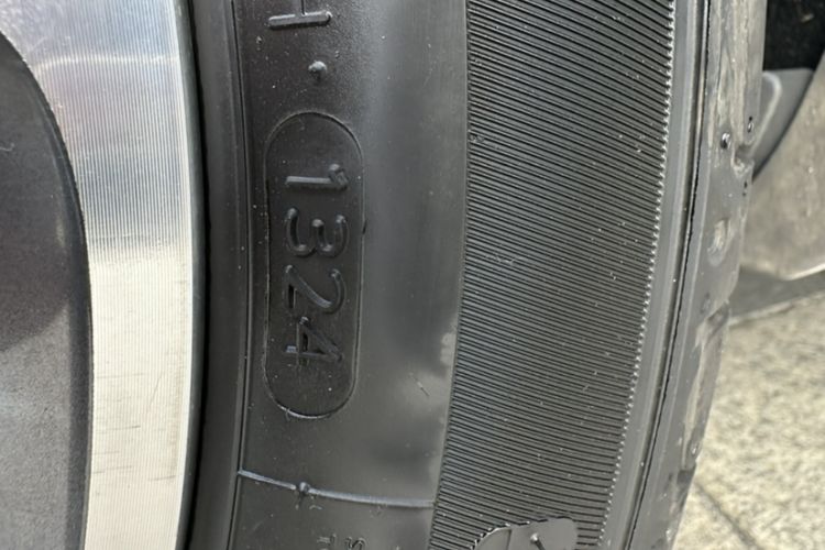 Used Mercedes-Benz E-Class 2019 E 300 L Sporty and Stylish Model
