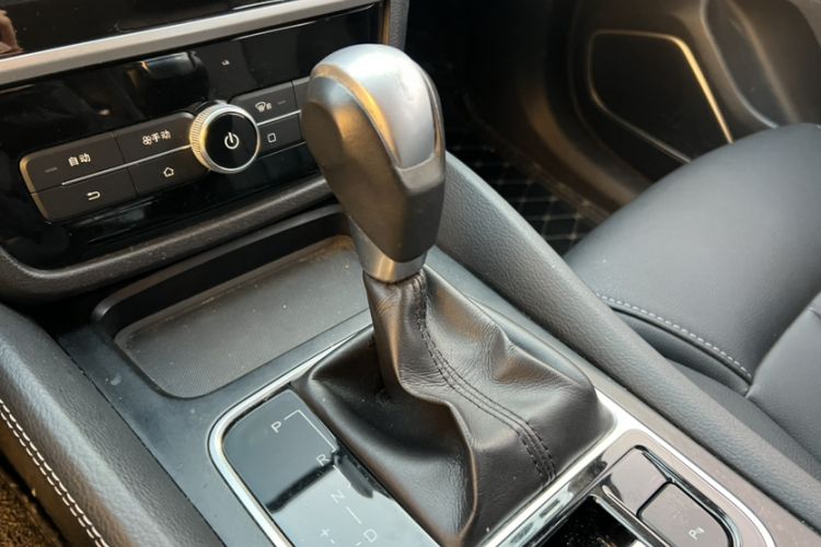 Used BYD Song MAX 2018 1.5T Automatic Smart Connect Elite Model with 6 Seats
