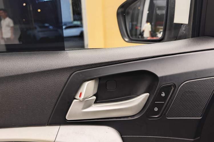 Used Geely Auto Emgrand 2017 Sedan Million Edition 1.5L Manual - Upward Version