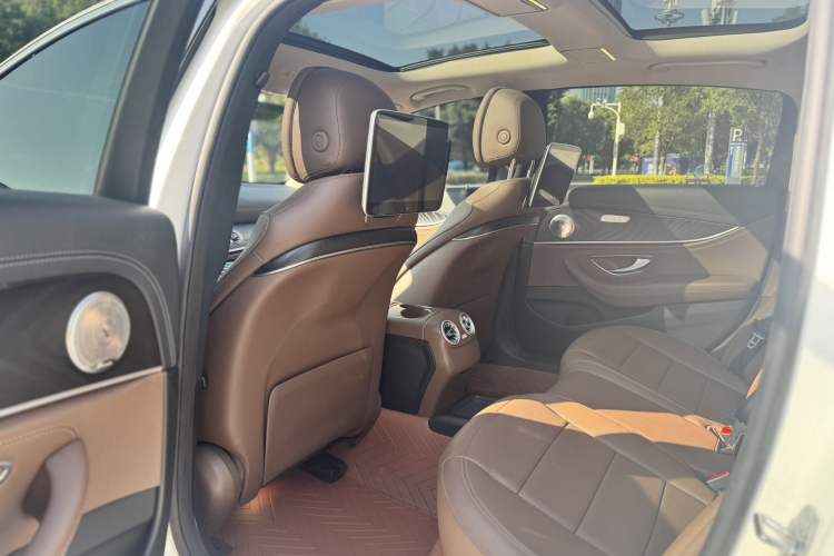 Used Mercedes-Benz E-Class 2018 Restyled E 300 L Sporty and Stylish Edition
