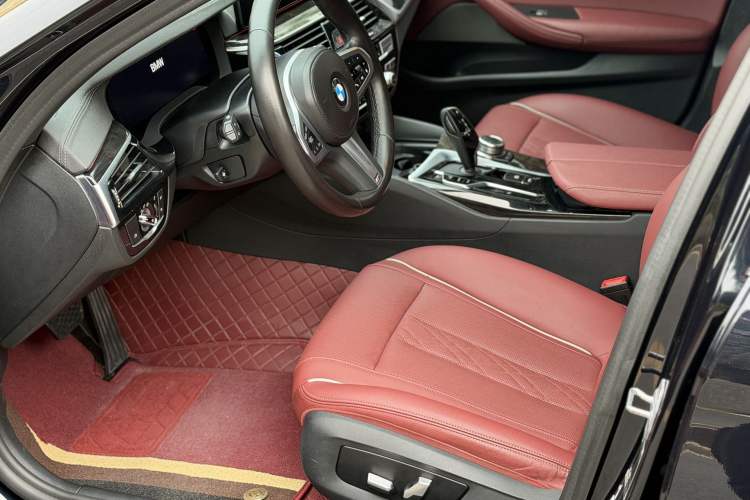 Used BMW 5 Series 2022 Restyled 525Li M Sport Package
