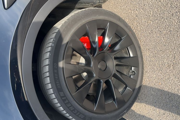 Used Tesla Model Y 2022 Rear-Wheel-Drive Version
