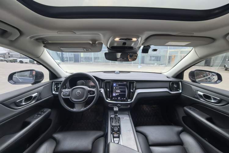 Used Volvo S60 2020 T4 Zhiyuan Luxury Edition