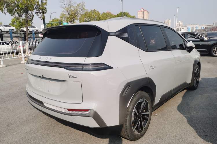 Used AION Y 2022 Plus 70 Smart Edition
