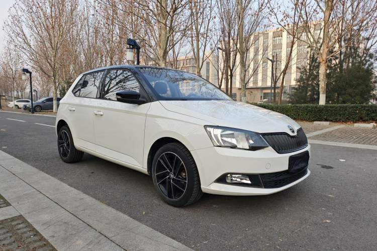 Used Skoda Fabia 2015 1.6L Automatic Sport Edition