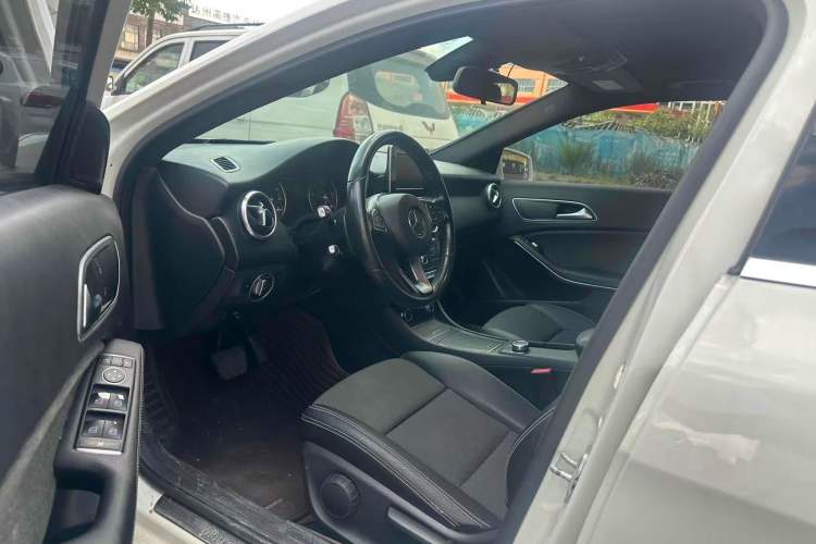 Used Mercedes-Benz A-Class 2016 A 200 Dynamic Edition
