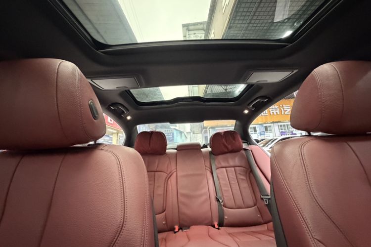 Used BMW 5 Series 2018 Restyled 530Li Leading Edition M Sport Package
