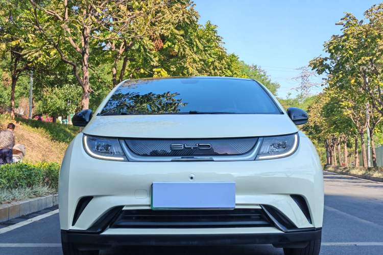 Used BYD Dolphin 2021 405 km Fashion Edition
