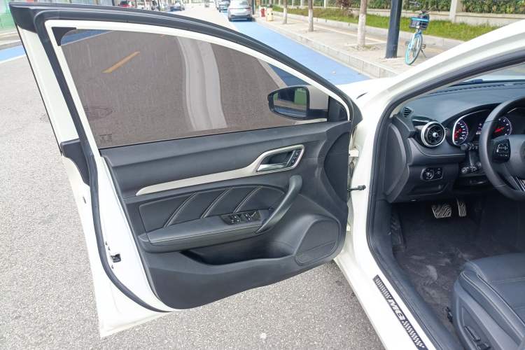 Used MG 6 2017 20T Automatic Luxury Smart Connect Version China V Standard
