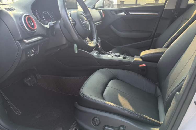 Used Audi A3 2016 Limousine 35 TFSI Prestige Edition
