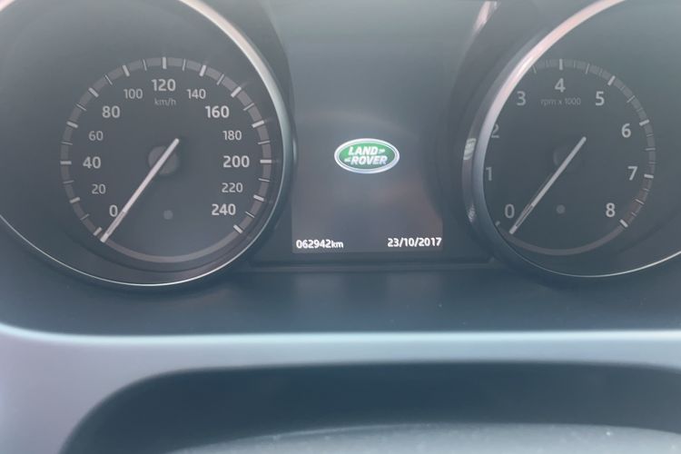 Used Land Rover Discovery Sport 2018 240 PS SE Version