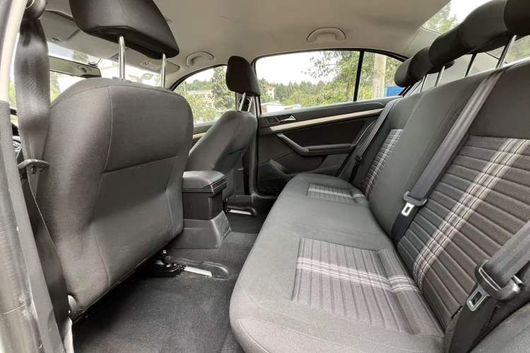 Used Volkswagen Lavida 2019 Lavida Start 1.5L Manual Fashion Edition China VI Standard
