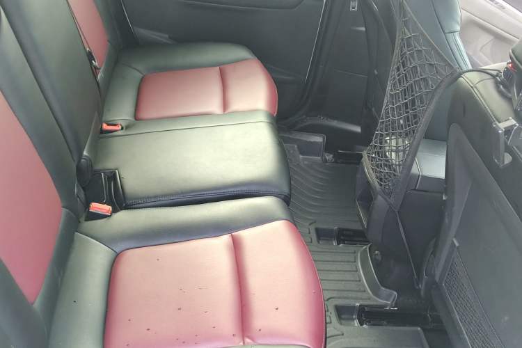 Used Peugeot 3008 2016 2.0L Automatic Classic Edition