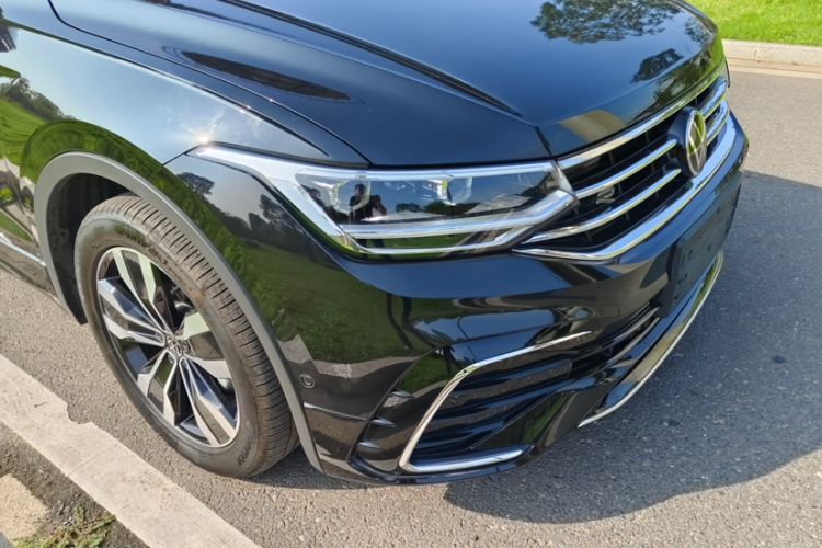 Used Volkswagen Tiguan L 2024 330TSI Automatic Two-Wheel Drive R-Line Enhanced Edition
