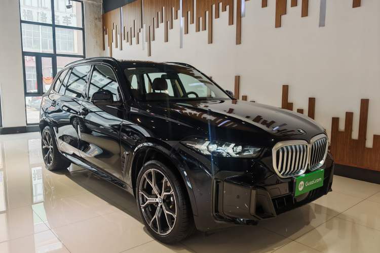 Used BMW X5 2023 xDrive 30Li Luxury M Sport Night Edition Package
