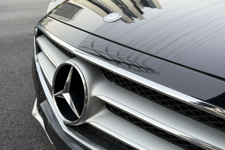 Used Mercedes-Benz E-Class 2015 E 260 L Sport Edition
