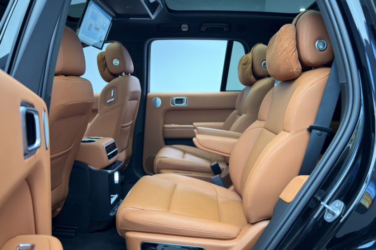 Used Li Auto L8 2023 Air model
