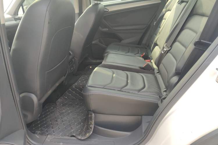 Used Volkswagen Tiguan L 2017 330TSI Automatic Two-Wheel Drive Luxury Edition
