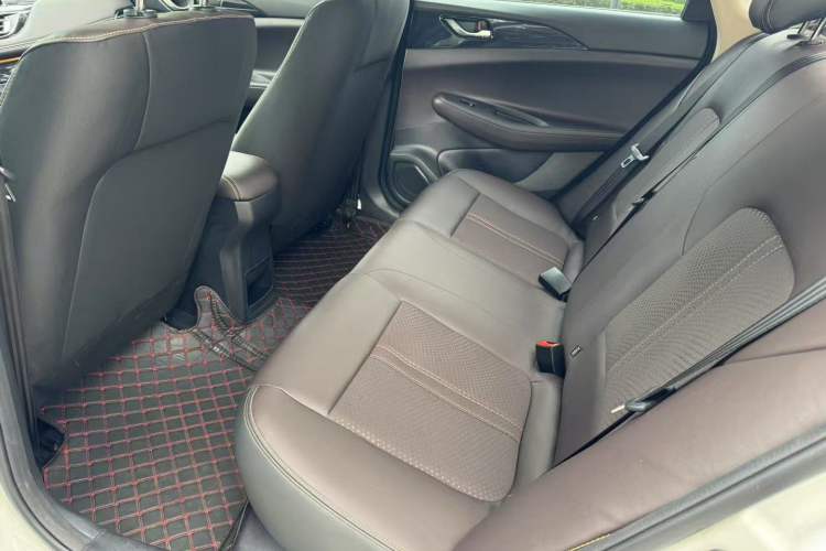 Used Changan Eado DT 2021 1.6L Manual Luxury Model
