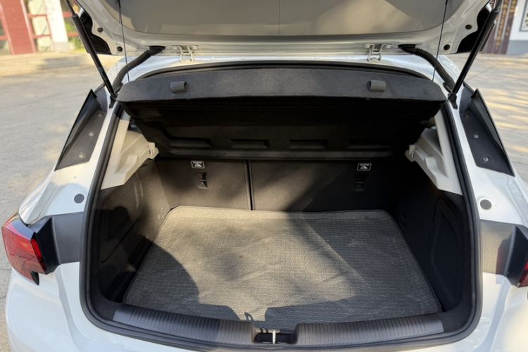 Used Buick Verano 2016 Hatchback 15S Automatic Ambition Model
